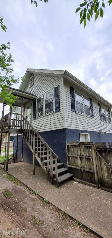 Foto del edificio - 106 W 4th St