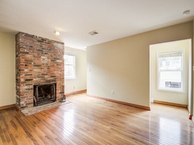 Foto del edificio - 116 12th St NE