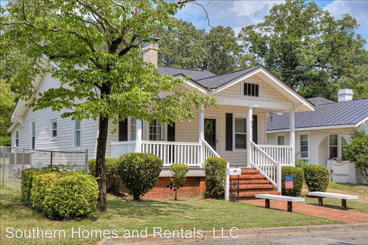 Primary Photo - 2 br, 2 bath House - 1111 Adrian St