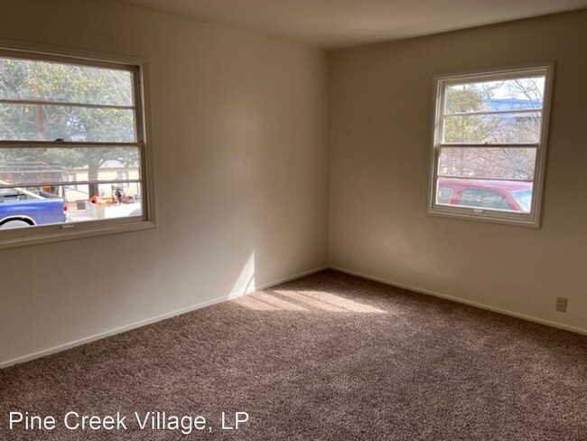 Building Photo - 3 br, 1 bath House - 1200 Pine Creek Road ...