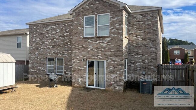 Foto del edificio - 182 Forestbrook Dr