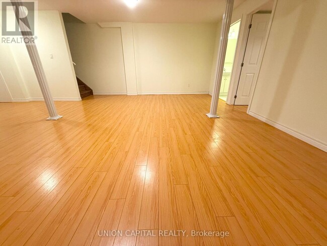 Building Photo - 48 Weatherill Rd