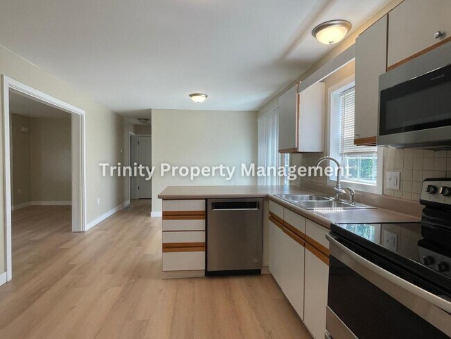 Foto del edificio - 170 Stratford Dr