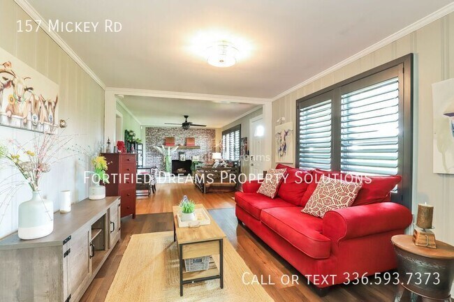 Foto del edificio - 157 Mickey Rd