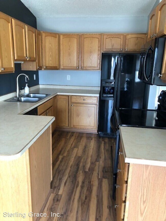 Building Photo - 3 br, 2 bath House - 2538 Amber Valley Court