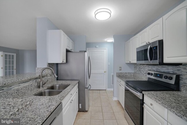 Foto del edificio - 7518 Snowpea Ct