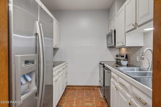 Foto del edificio - 219 Cherry St