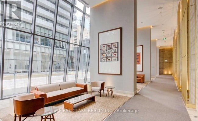 Building Photo - 50A-550 Charles St E