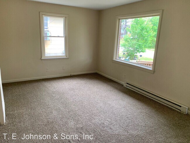 Building Photo - 3 br, 1 bath House - 1635 Vogler St.