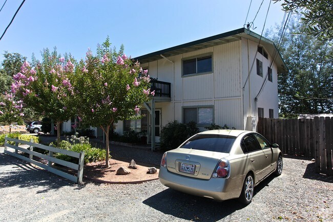 Foto del edificio - 731 Donald St