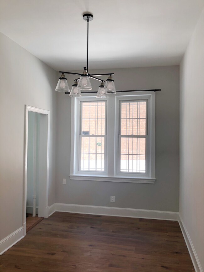 Sala de estar - 1524 Wisconsin Ave NW