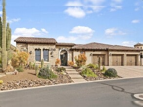 Building Photo - 8930 E Rosedale Cir