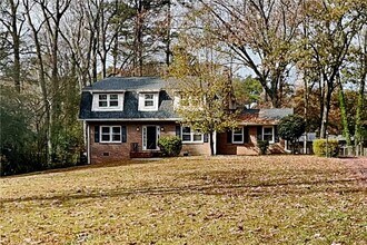 Building Photo - 2779 Lanier Dr