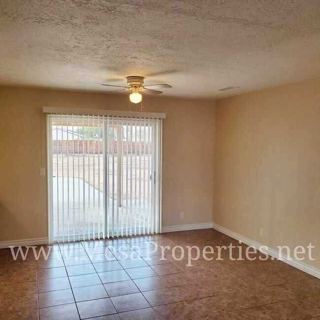 Building Photo - 10950 Kiowa Rd