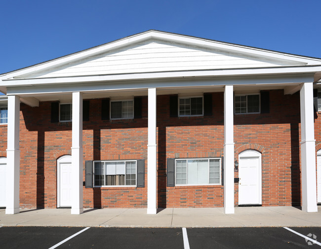 Exterior de la casa adosada - Westbrooke Commons Apartments and Townhomes