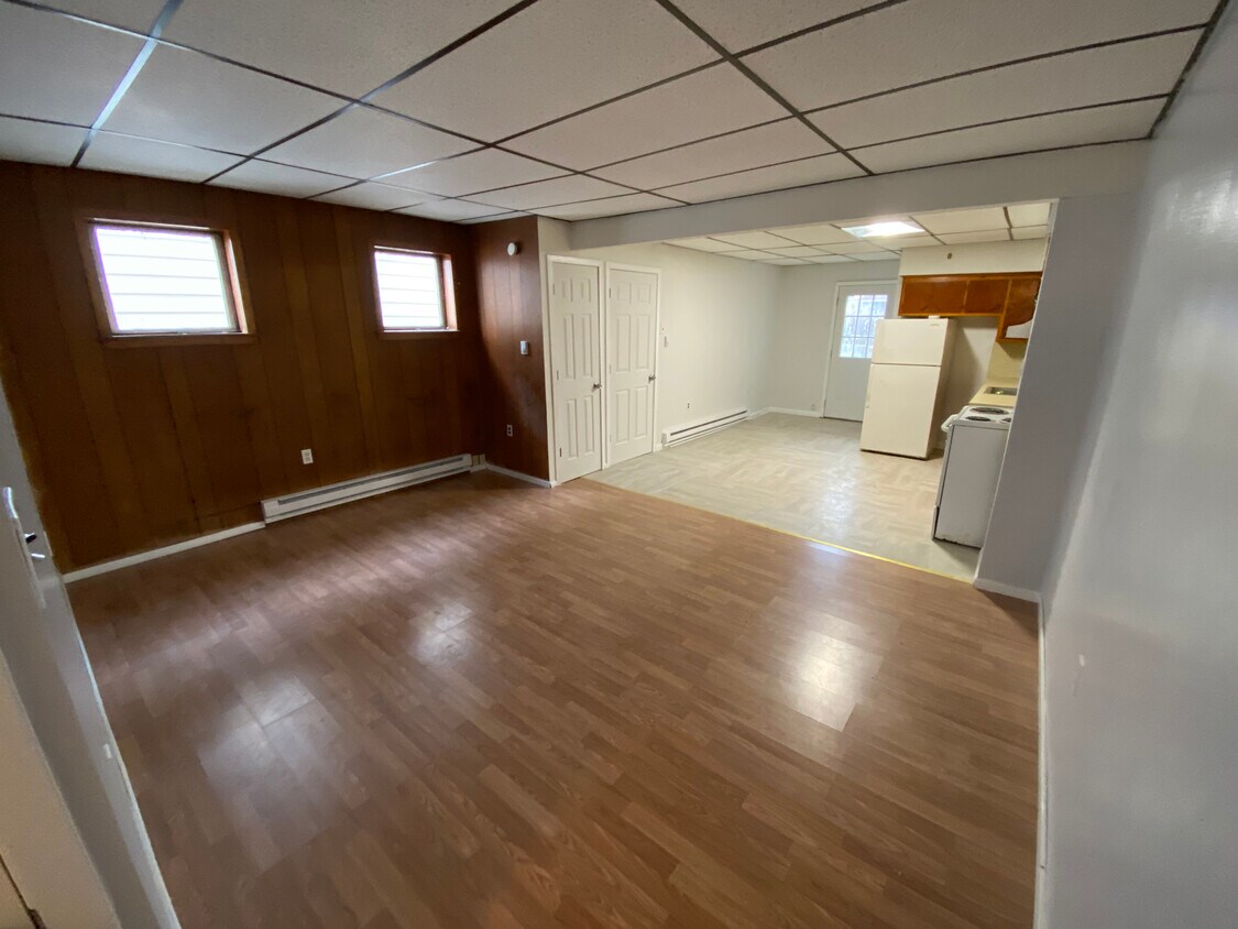 Foto principal - 150-152 E Ridge St.