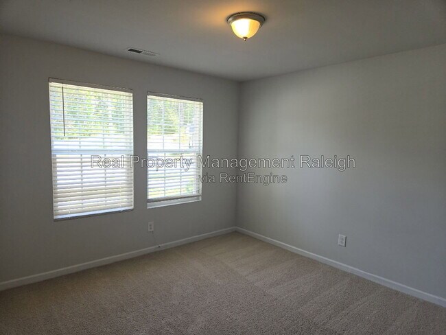 Building Photo - 3520 Slippery Elm Dr