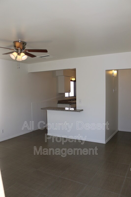 Foto del edificio - 73051 Guadalupe Ave