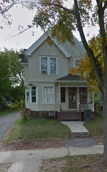Foto principal - 75 Locust St