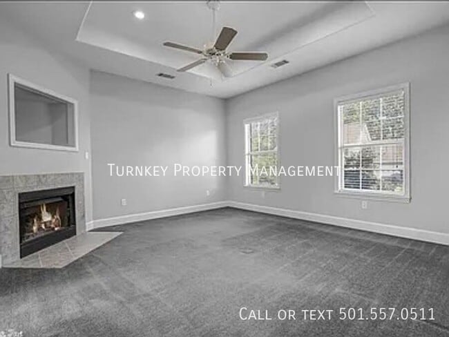 Foto del edificio - 4314 Old Oak Dr