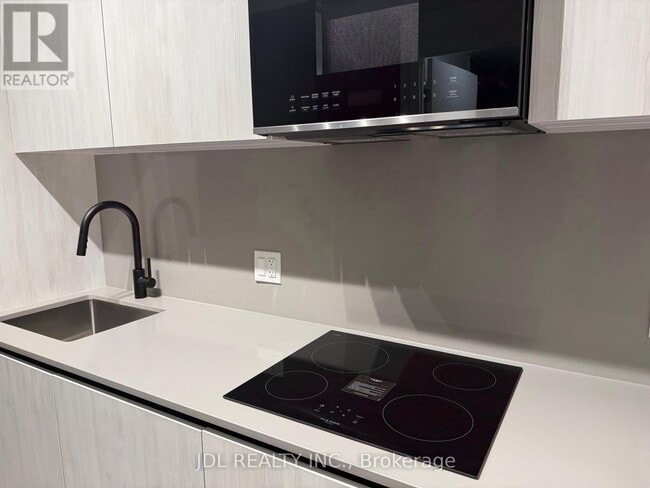 Photo du bâtiment - 35 Parliament St