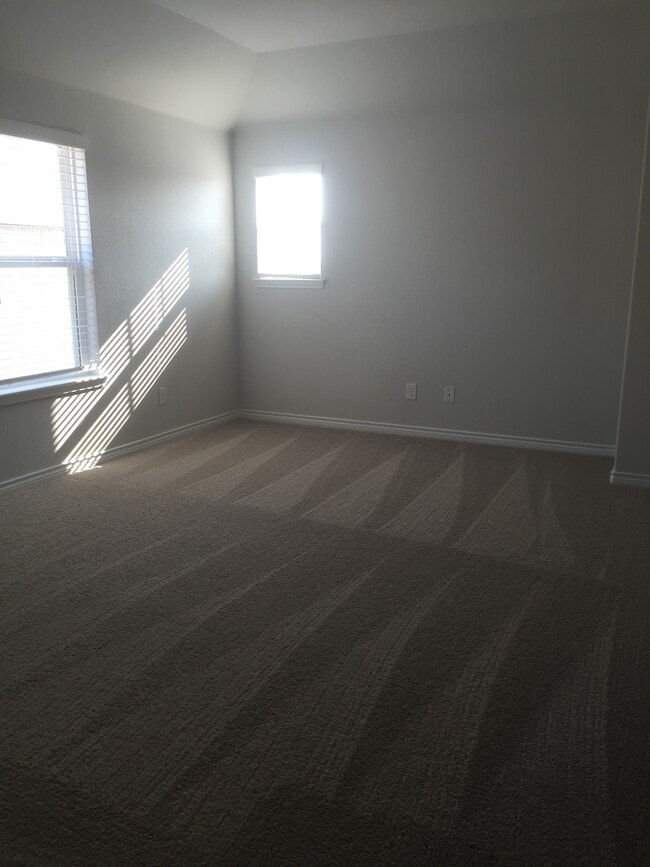 Game room - 3103 Quail St