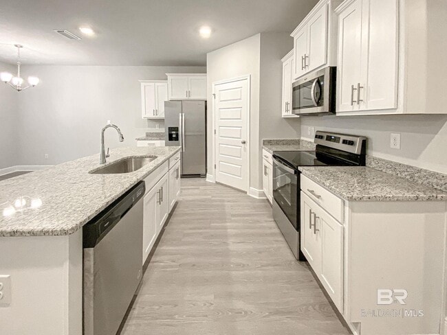 Foto del edificio - 13156 Shoshoney Cir