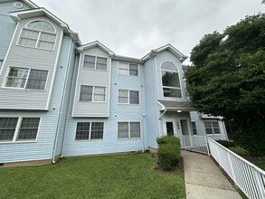 Building Photo - 610 Edpas Rd
