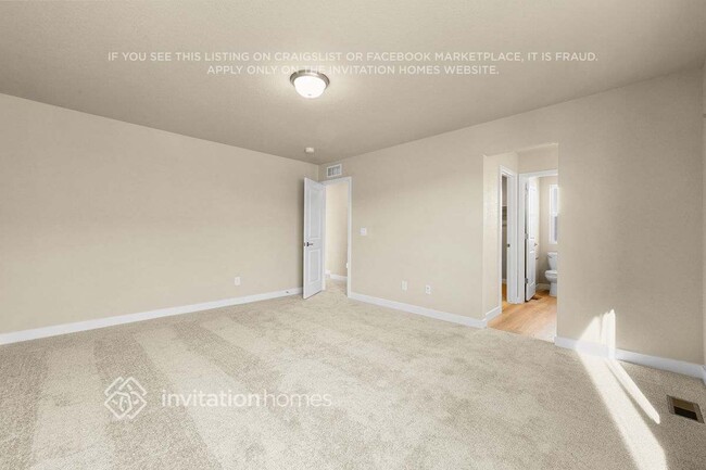 Foto del edificio - 6180 Big Bird Dr