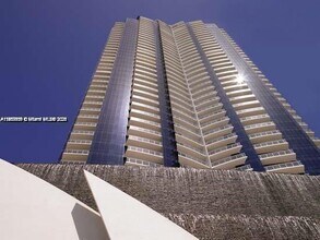 Building Photo - 17121 Collins Ave