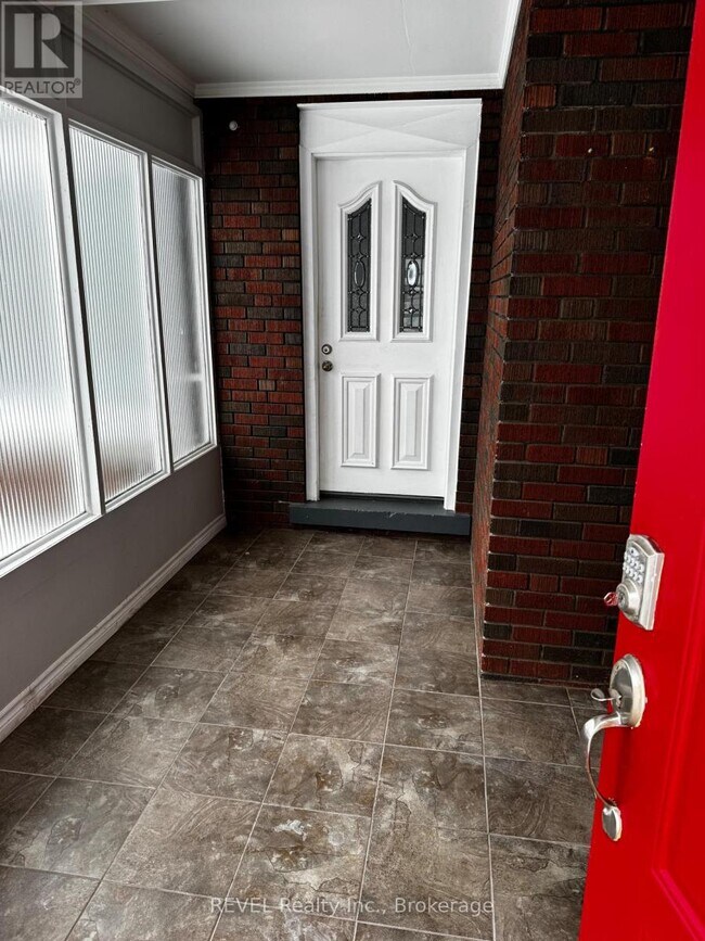 Photo du bâtiment - 7792 Wilson Crescent