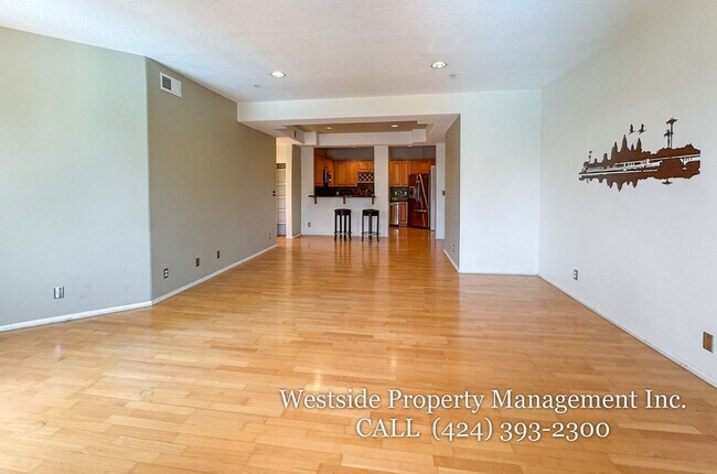 Foto del edificio - 3460 S Centinela Ave