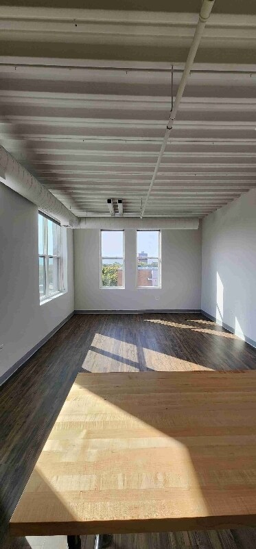 Foto del edificio - 3916 N Sheridan Rd