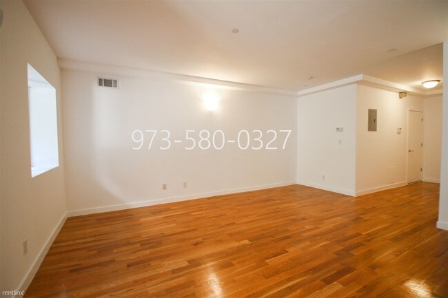 Foto del edificio - 800 Dekalb Ave