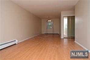 Building Photo - 260 Parkside Dr