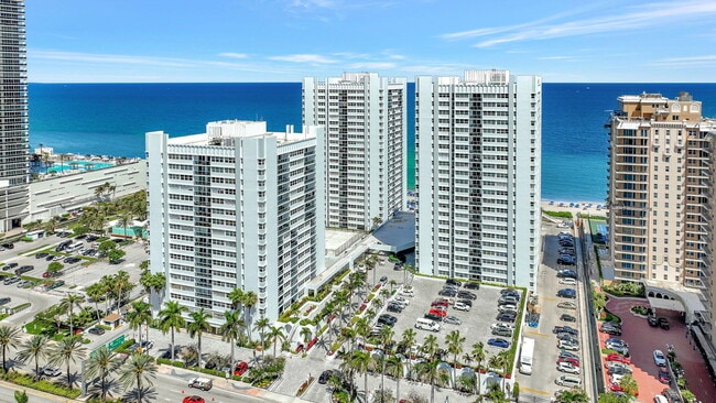 Building Photo - 1890 S Ocean Dr