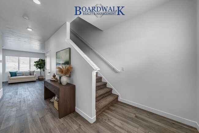 Foto del edificio - Modern 3-Bed Home with Yard & Amenities