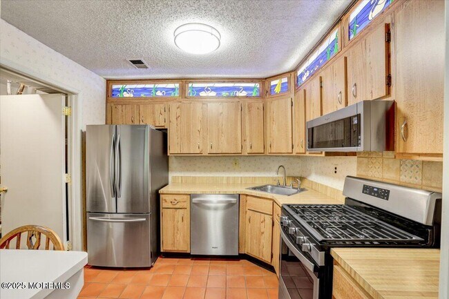 Foto del edificio - 5-3 Portland Ct