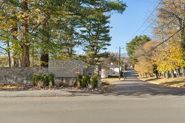 Foto del edificio - Reserve 41