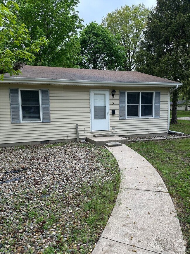 Building Photo - 206 E Lynwood Dr