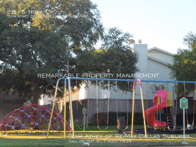 Foto del edificio - 2815 Nova Dr. Garland, TX 75044