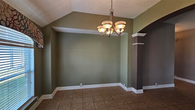 Foto del edificio - 2010 Louetta Spring Dr