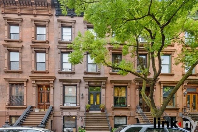 West 123rd Street - Townhome Rentals in New York NY | Apartments.com