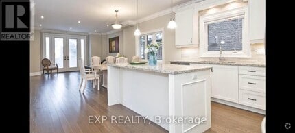Building Photo - 1033 Shaw Dr