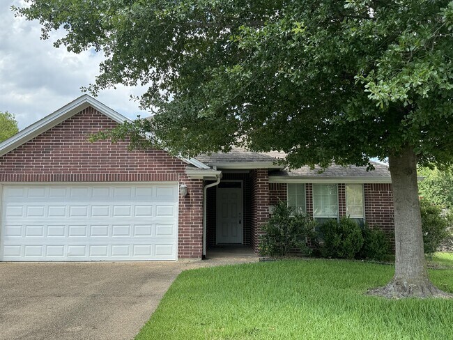 Foto del edificio - 225 Karten Ln