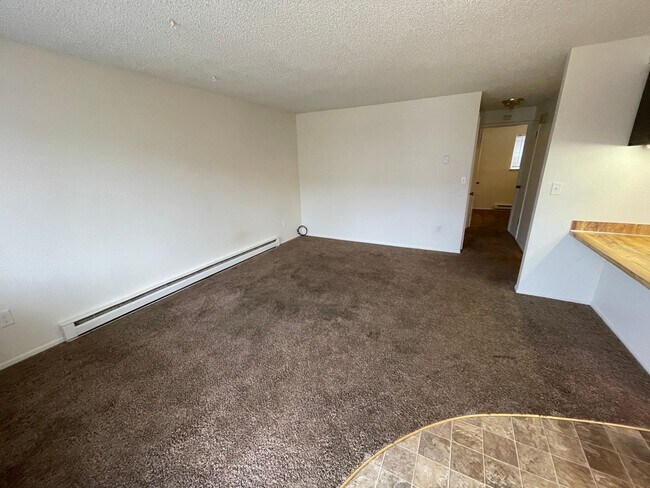 Building Photo - 5420 N Martin St