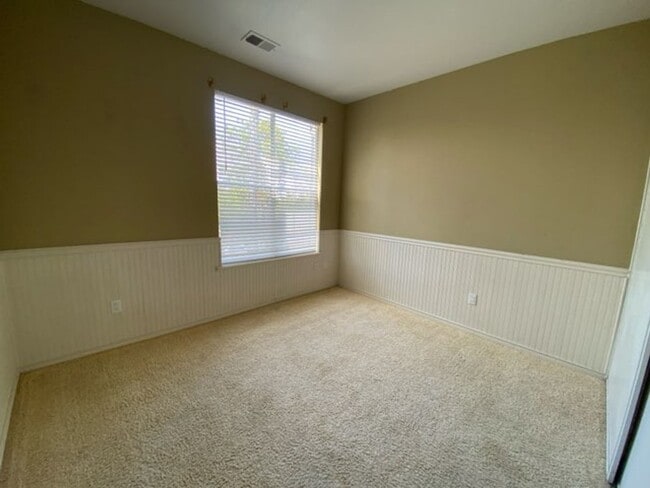 Building Photo - 3613 Bernwood Pl