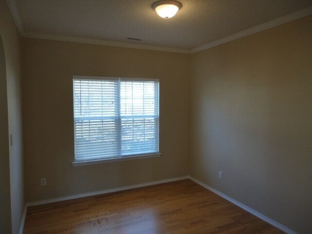 Building Photo - 3040 Bethwicke Ct