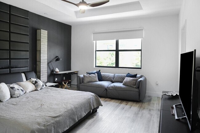 Foto del edificio - 8005 NW 104th Ct
