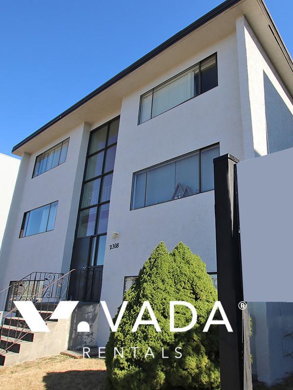 Primary Photo - 1 Bedroom Apartment For Rent 2-2308 Clark ...